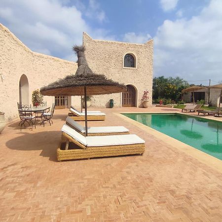 Riad Bini-Ddik Essaouira Bagian luar foto