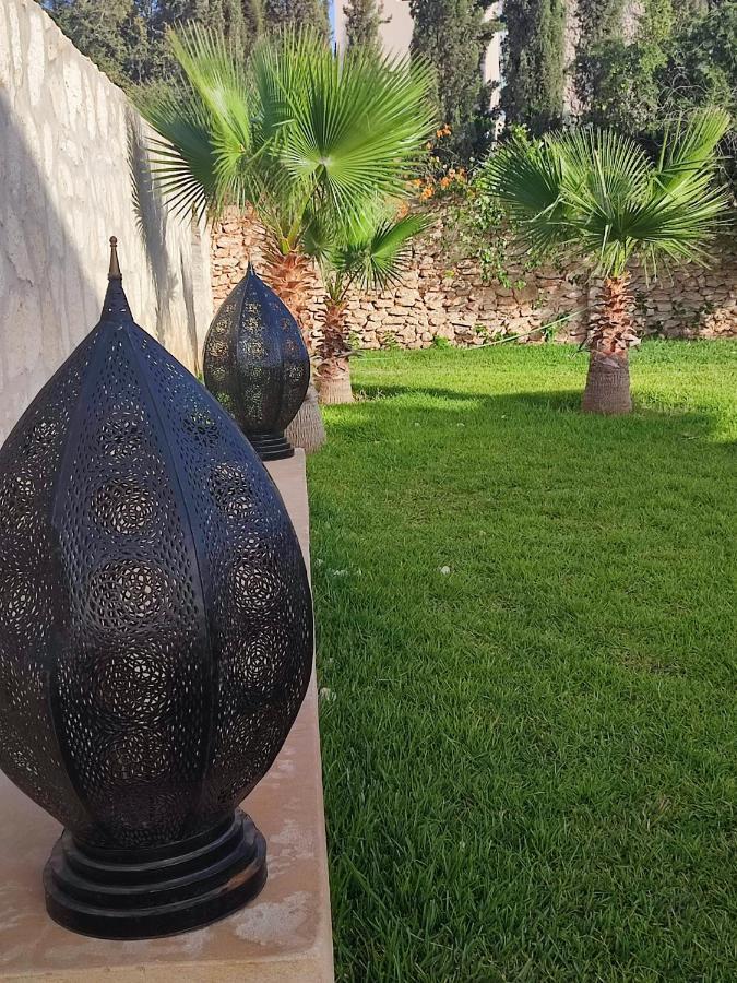 Riad Bini-Ddik Essaouira Bagian luar foto