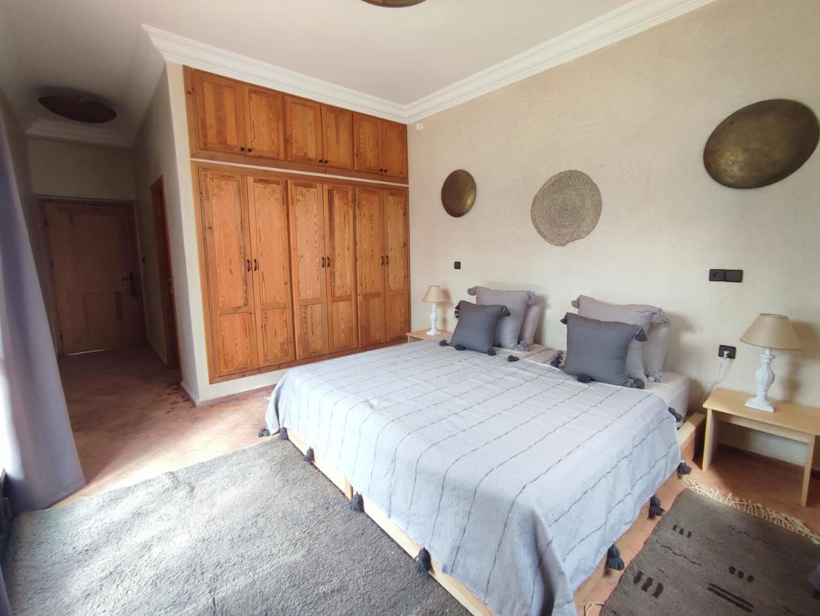 Riad Bini-Ddik Essaouira Bagian luar foto