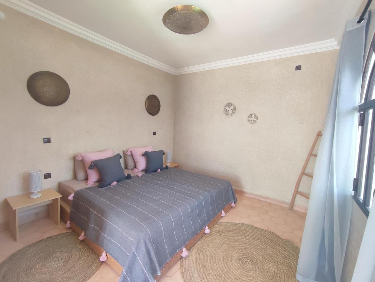 Riad Bini-Ddik Essaouira Bagian luar foto