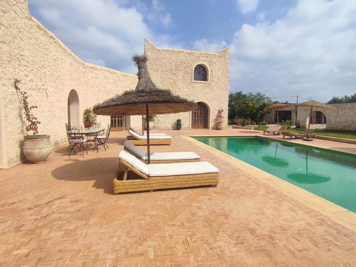 Riad Bini-Ddik Essaouira Bagian luar foto