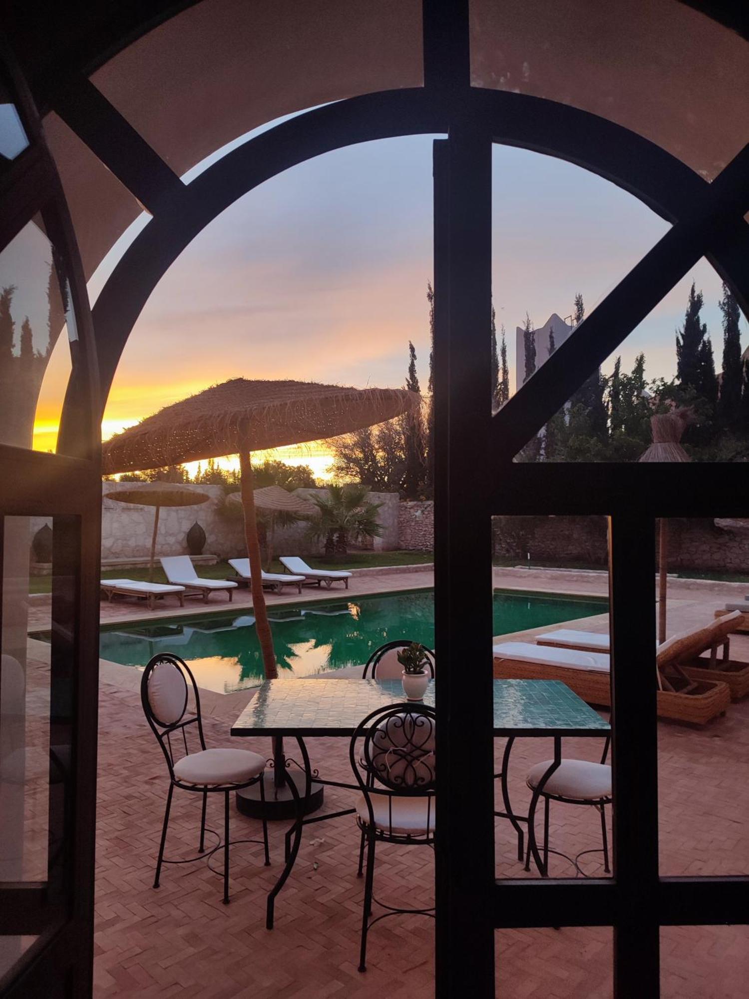 Riad Bini-Ddik Essaouira Bagian luar foto